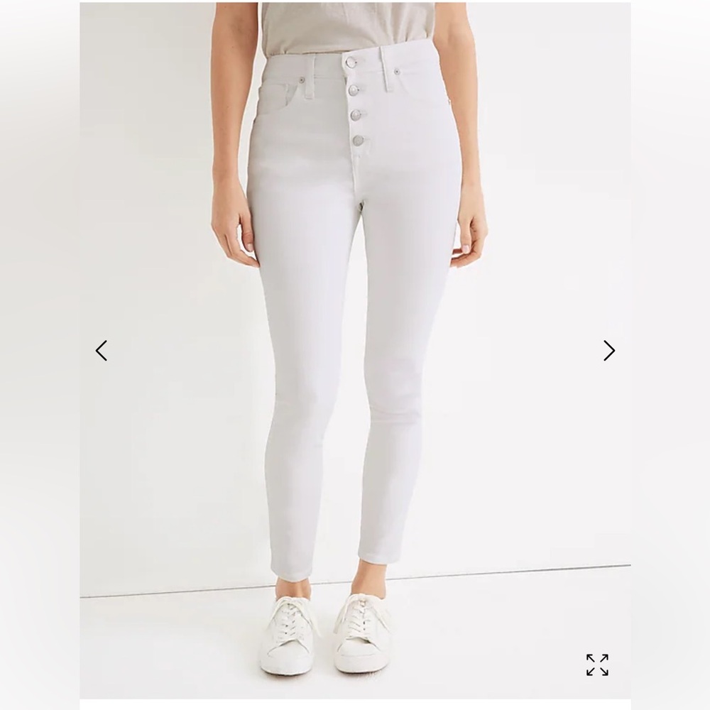 Madewell Curvy High-Rise Skinny Crop Jeans in Pure White: Button-Front Edition